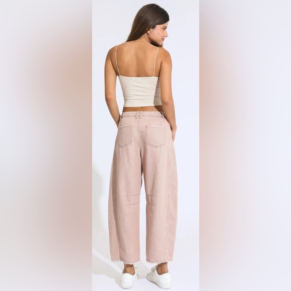 Re-Wash BARREL JEANS - SANDSTONE color. Size junior 5/27. Worn once! EUC. - Picture 3 of 14